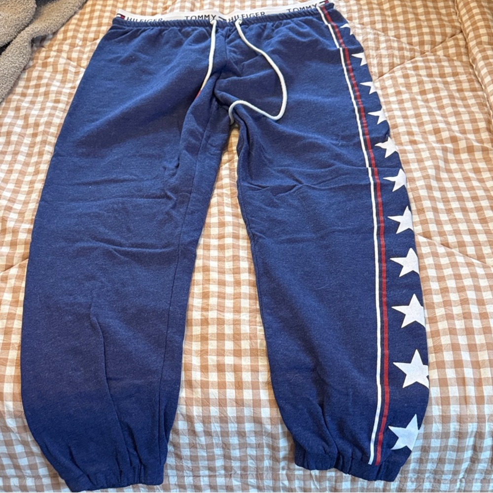 Tommy Hilfiger Women Blue joggers with Star Sweatpants